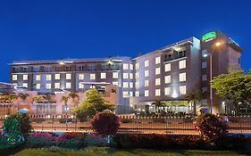 Courtyard By Marriott Kingston, Jamaica