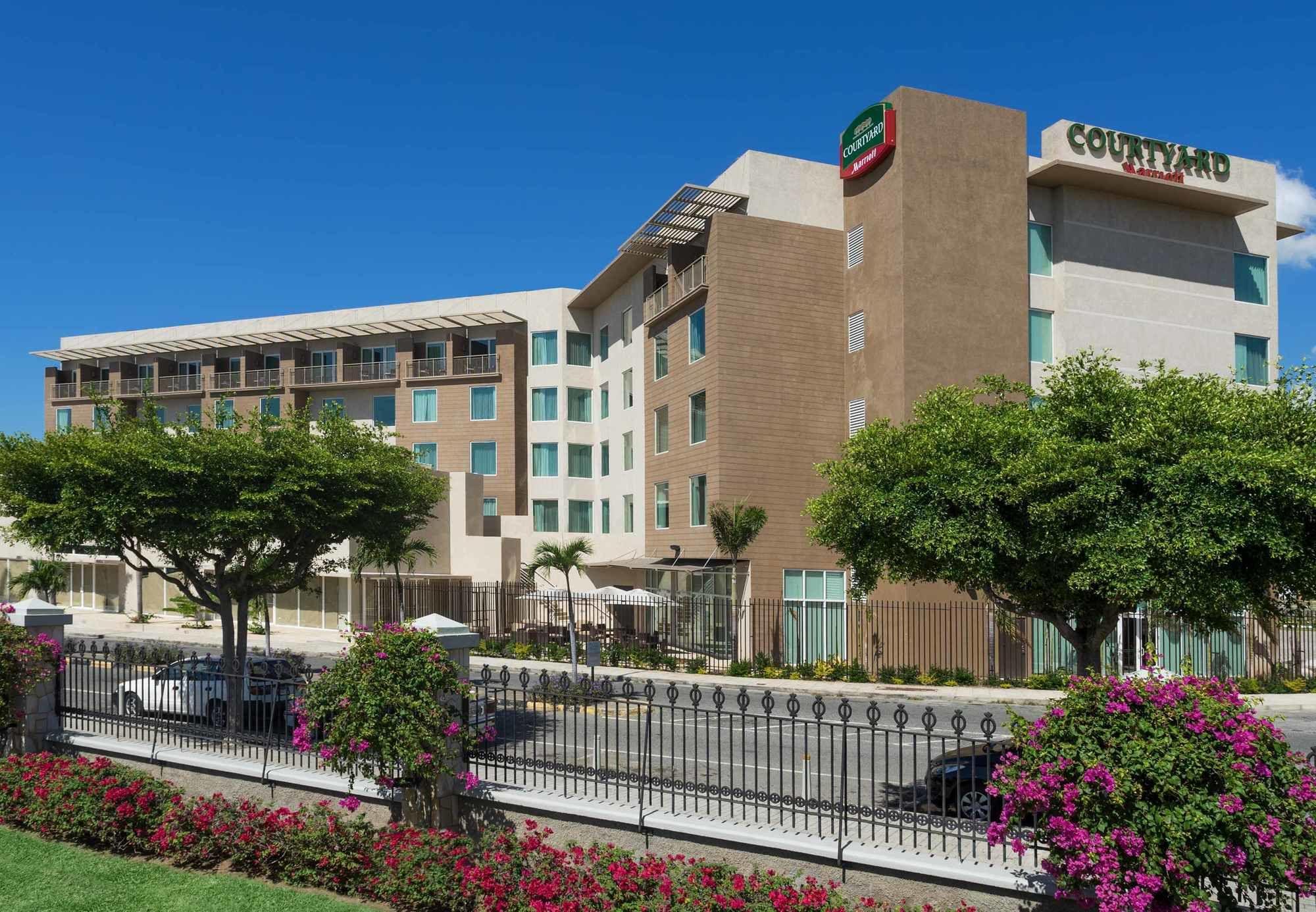 Courtyard By Marriott Kingston, Jamaica Hotel Exterior photo