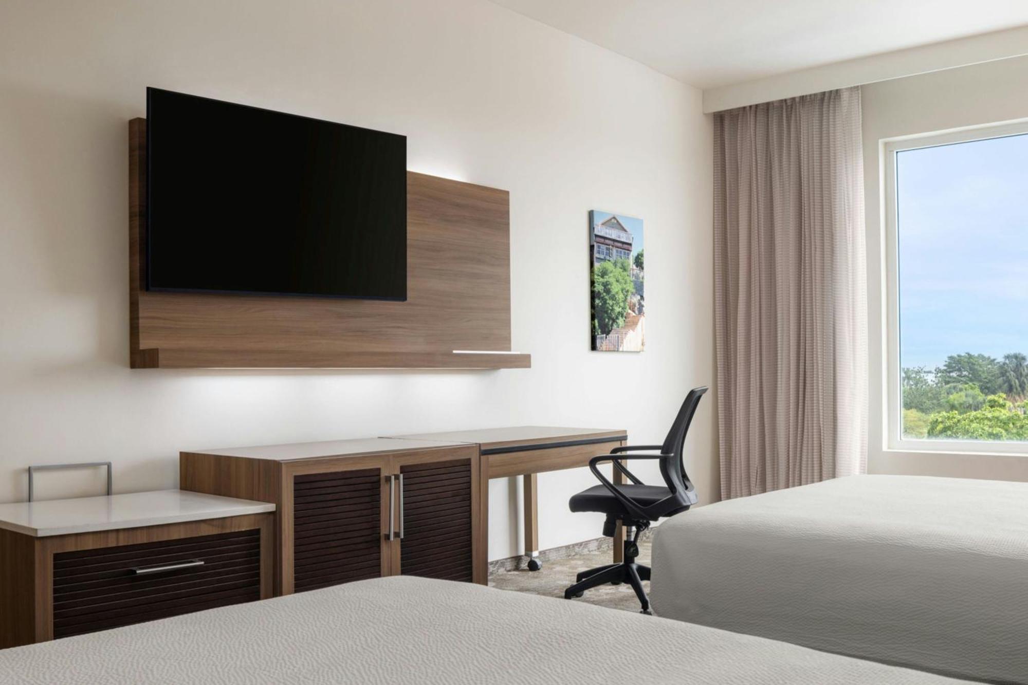 Courtyard By Marriott Kingston, Jamaica Hotel Exterior photo